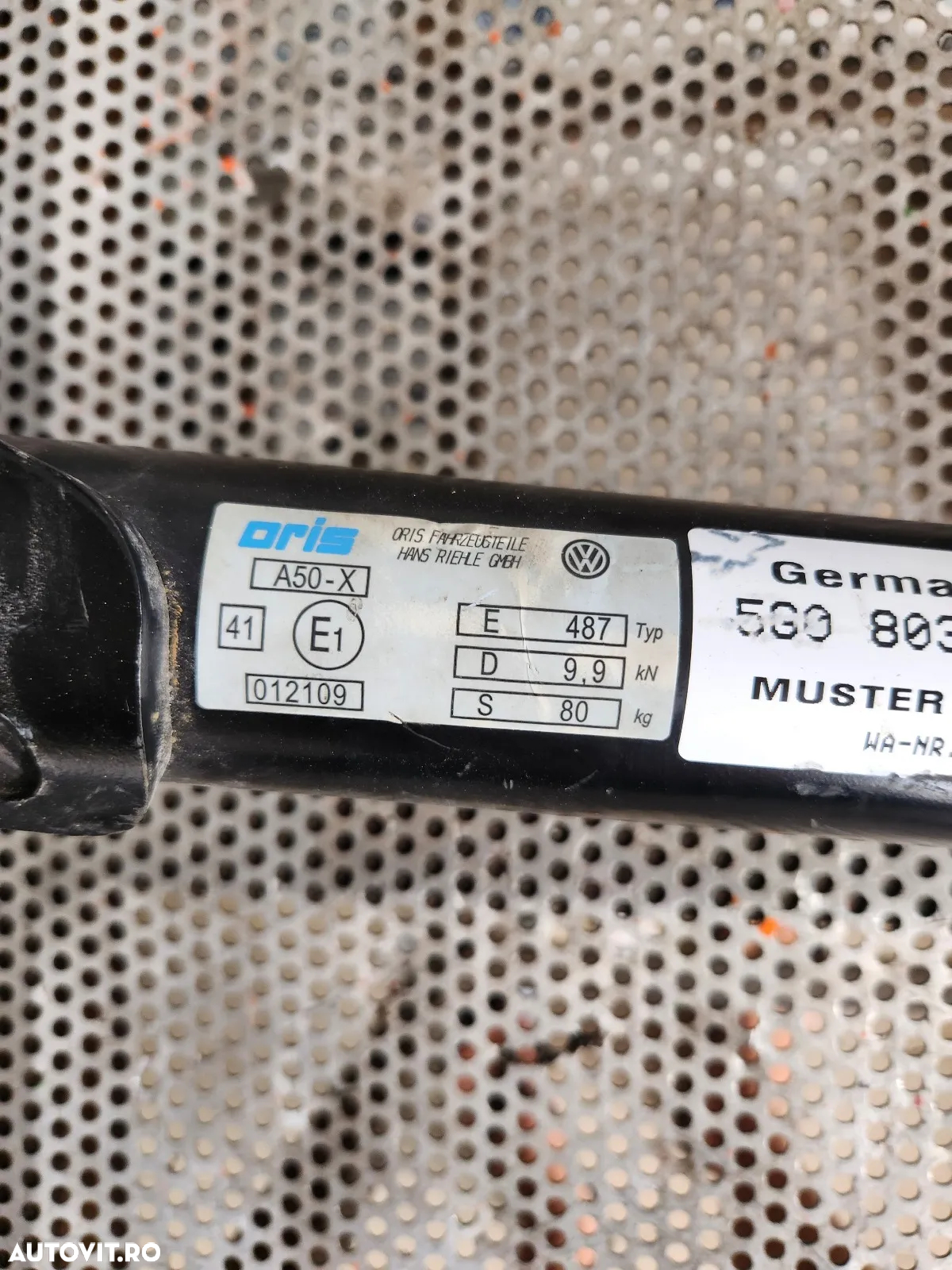 Carlig Cui Remorcare Tractare Electric Vw Golf 7 VII Hatcback Original Cod 5GC - Dezmembrari Arad - 10