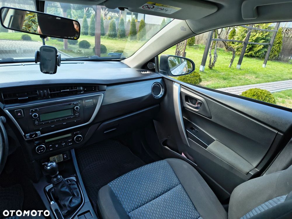 Toyota Auris 1.6 Active - 11