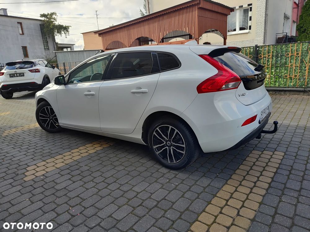 Volvo V40 D2 Momentum - 6