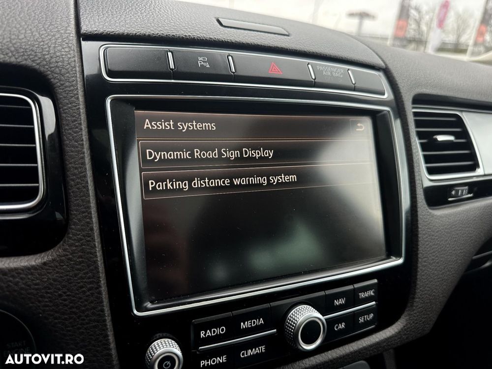 Volkswagen Touareg - 13