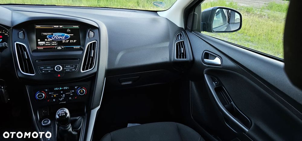 Ford Focus 1.0 EcoBoost Start-Stopp-System SYNC Edition - 10