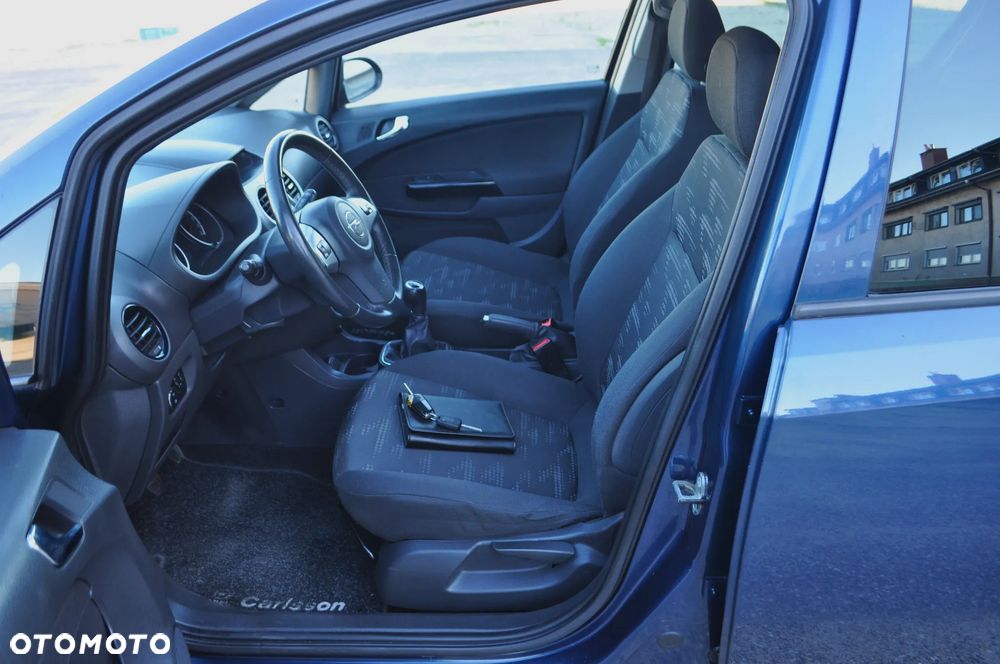 Opel Corsa 1.4 16V Satellite - 25