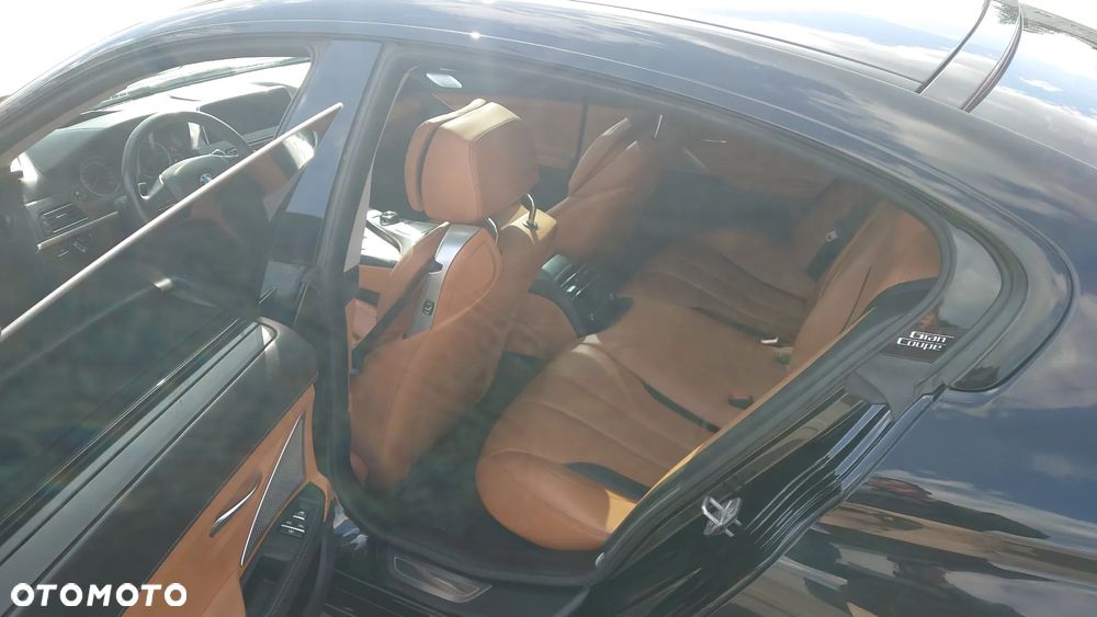 BMW Seria 6 650i - 6