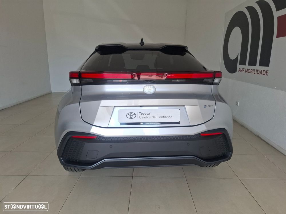 Toyota C-HR 1.8 Hybrid Square Collection - 18