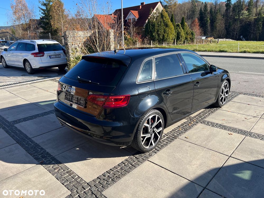 Audi A3 Sportback - 5