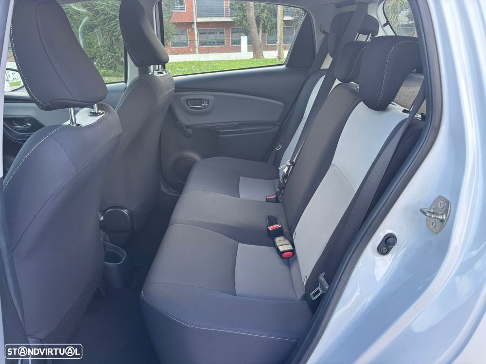 Toyota Yaris 1.0 VVT-i Comfort +PS Style+P.Techno - 39