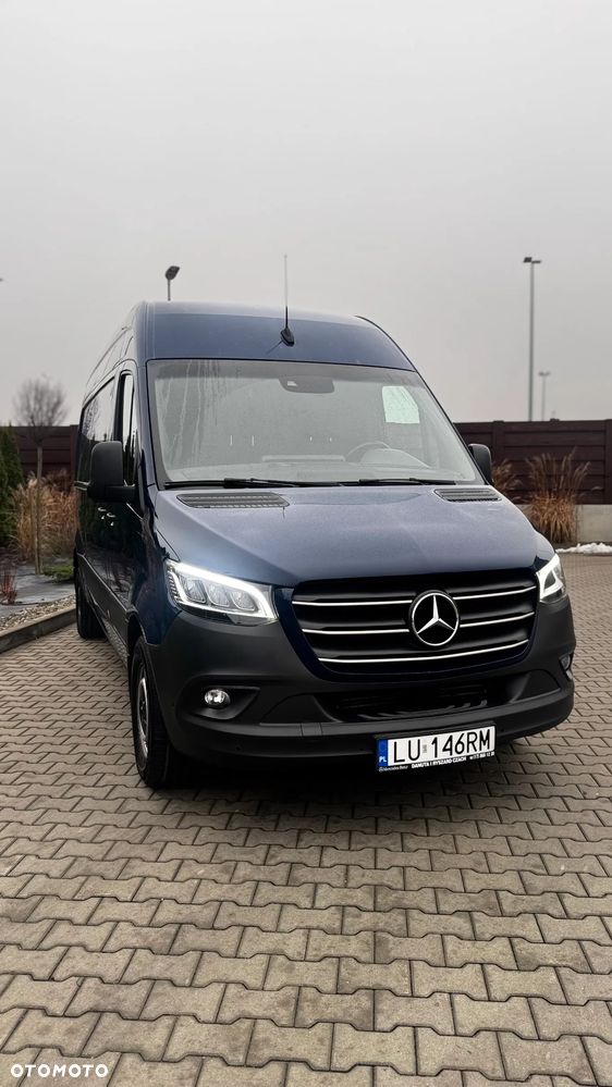 Mercedes-Benz Sprinter - 4