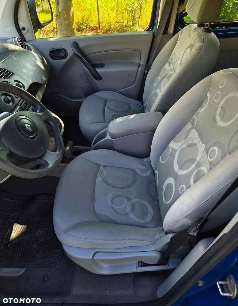 Renault Kangoo 1.6 8V Helios - 14