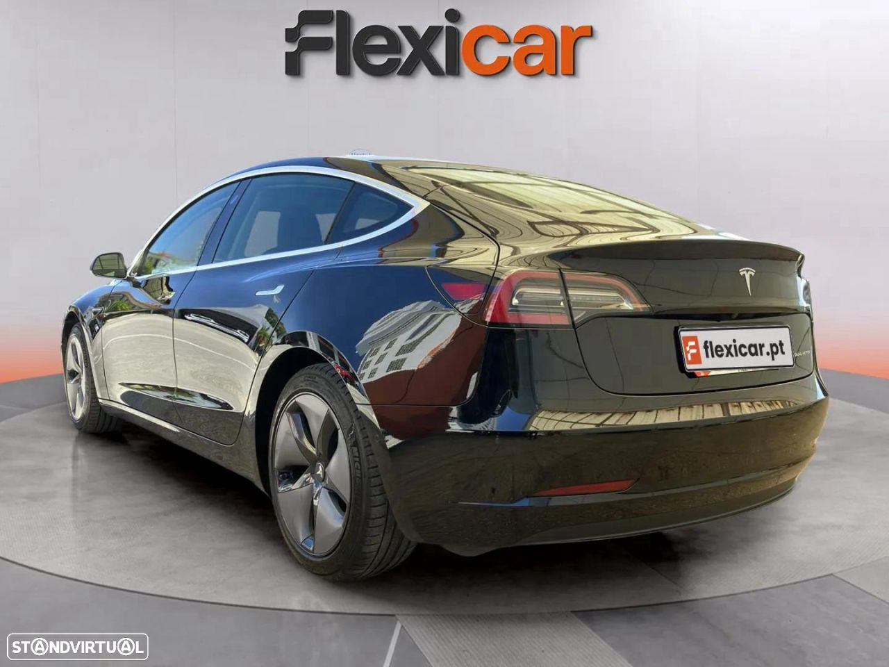 Tesla Model 3 - 7