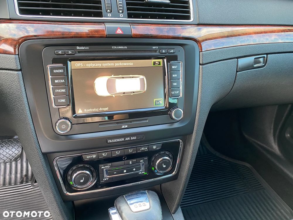 Skoda Superb 2.0 TDI Ambition DSG - 14