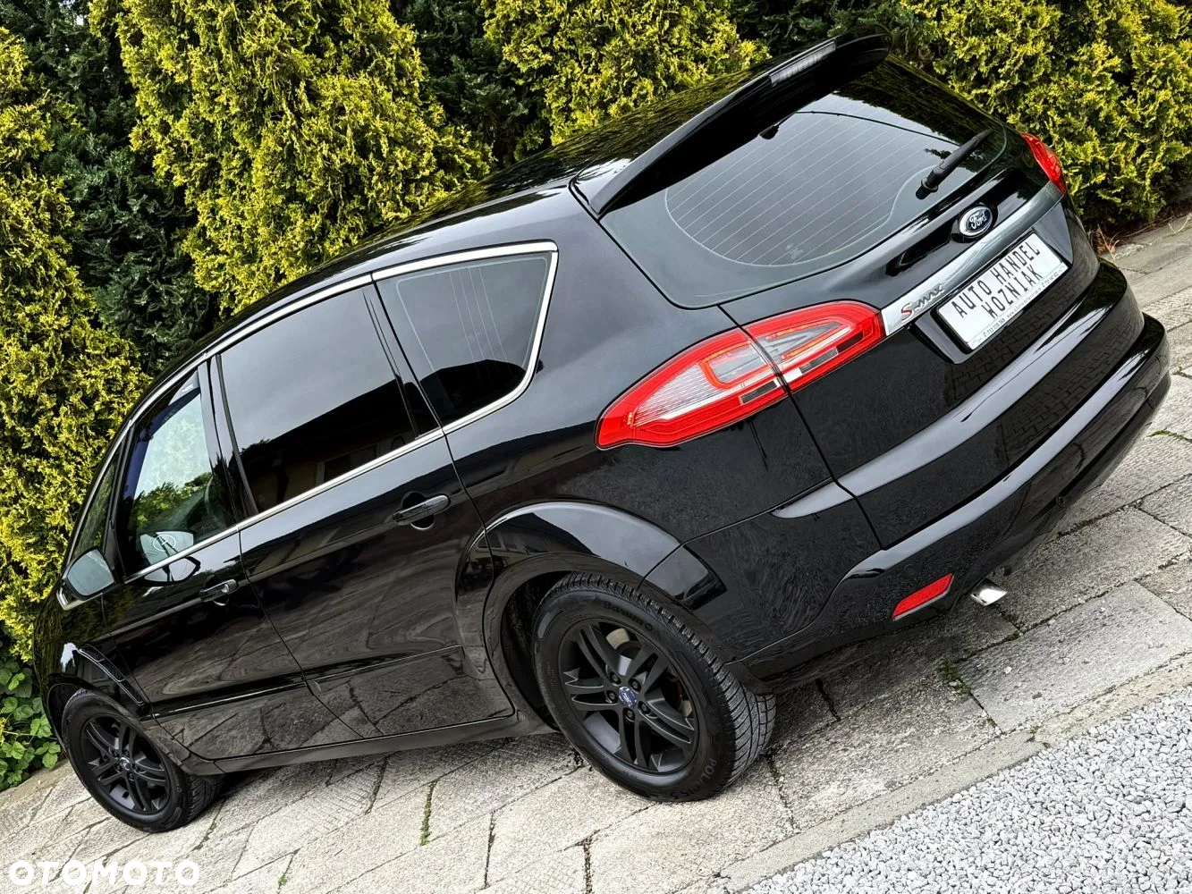 Ford S-Max - 17
