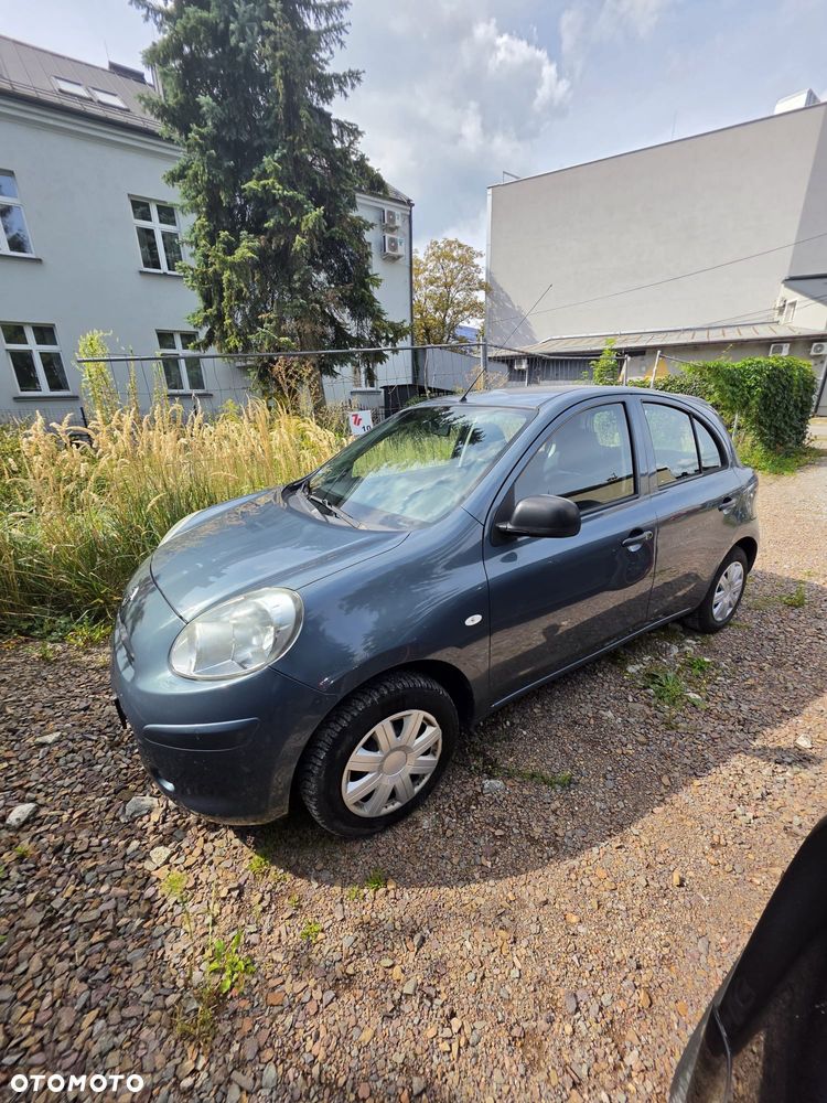 Nissan Micra 2010 photo 5