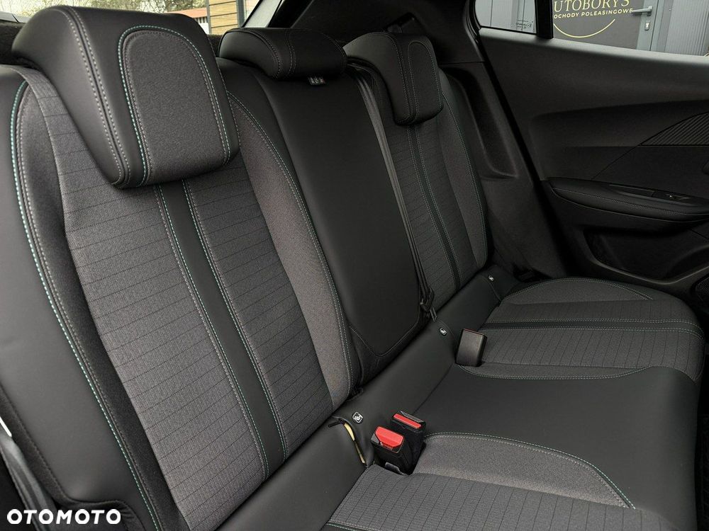 Peugeot 2008 1.5 BlueHDi Allure Pack S&S - 33