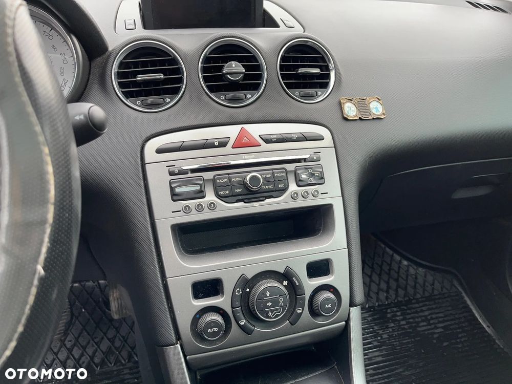 Peugeot 308 2.0 HDi Premium - 12