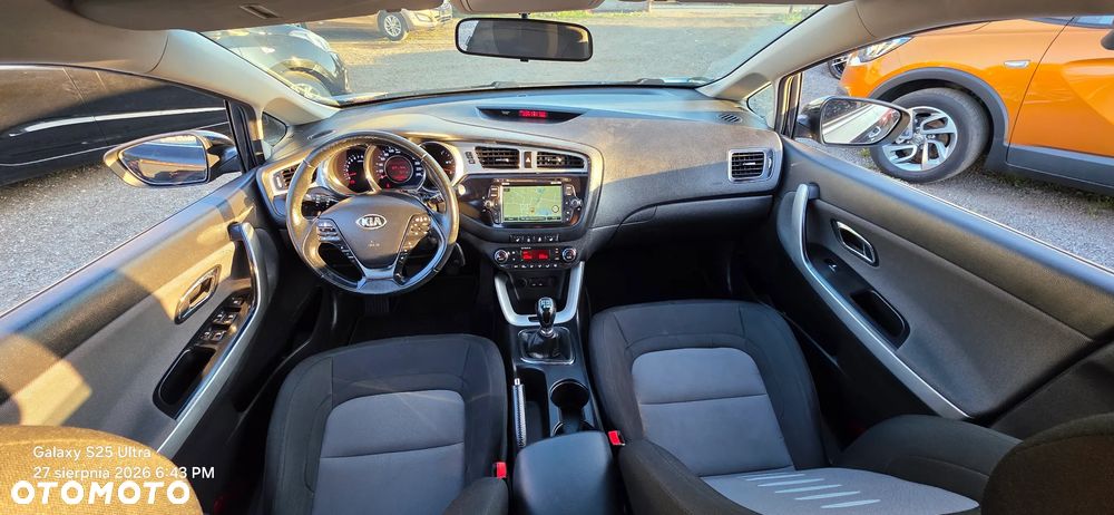 Kia Ceed 1.6 GDI Business Line - 18