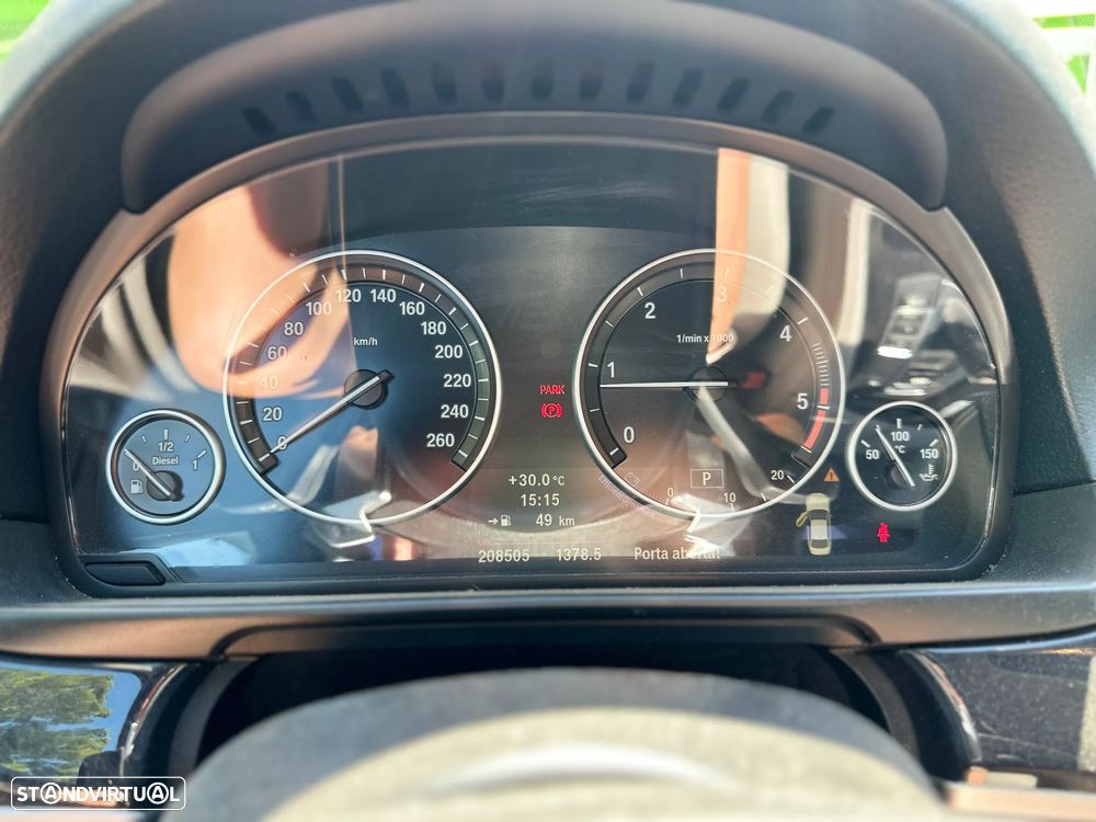 BMW 520 d Auto - 27
