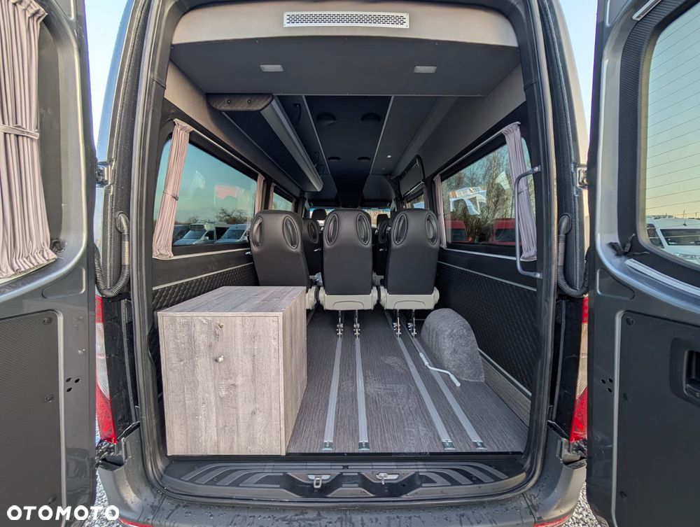 Mercedes-Benz Spritner 319 - 7