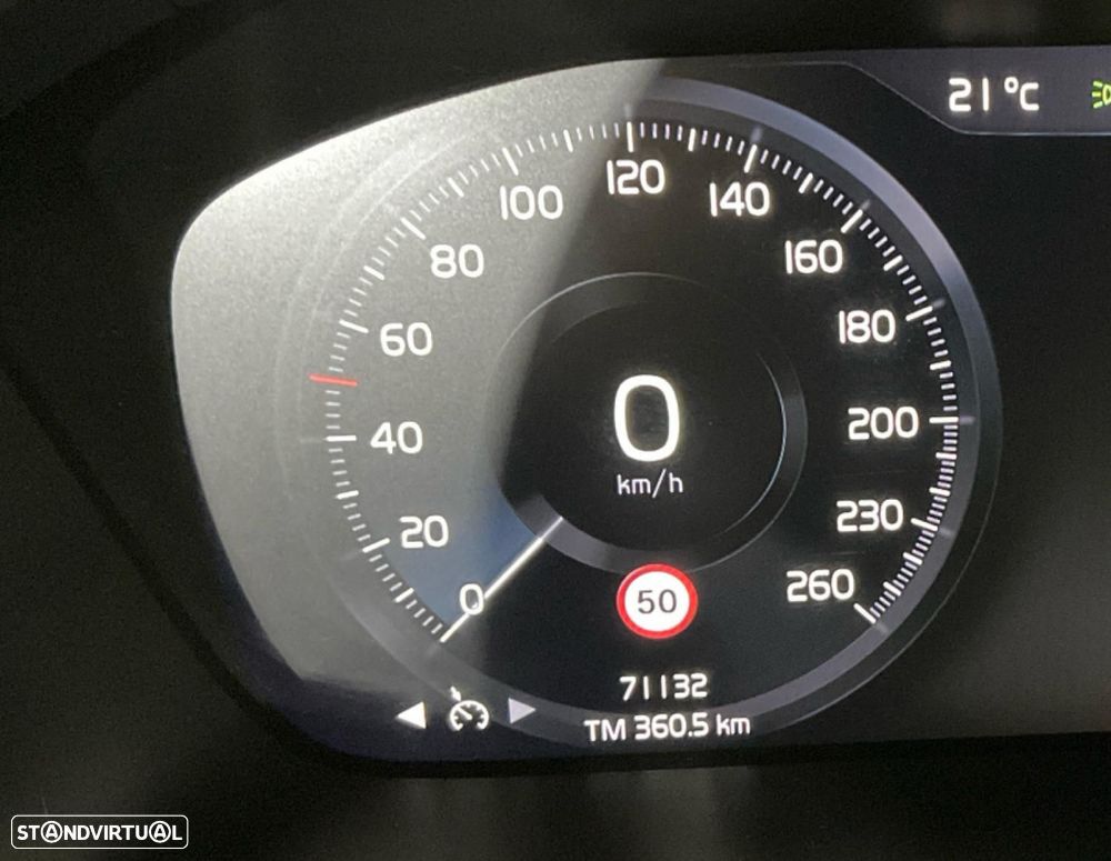Volvo XC 40 1.5 T2 Momentum Core - 5
