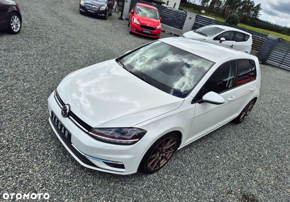 Volkswagen Golf - 27