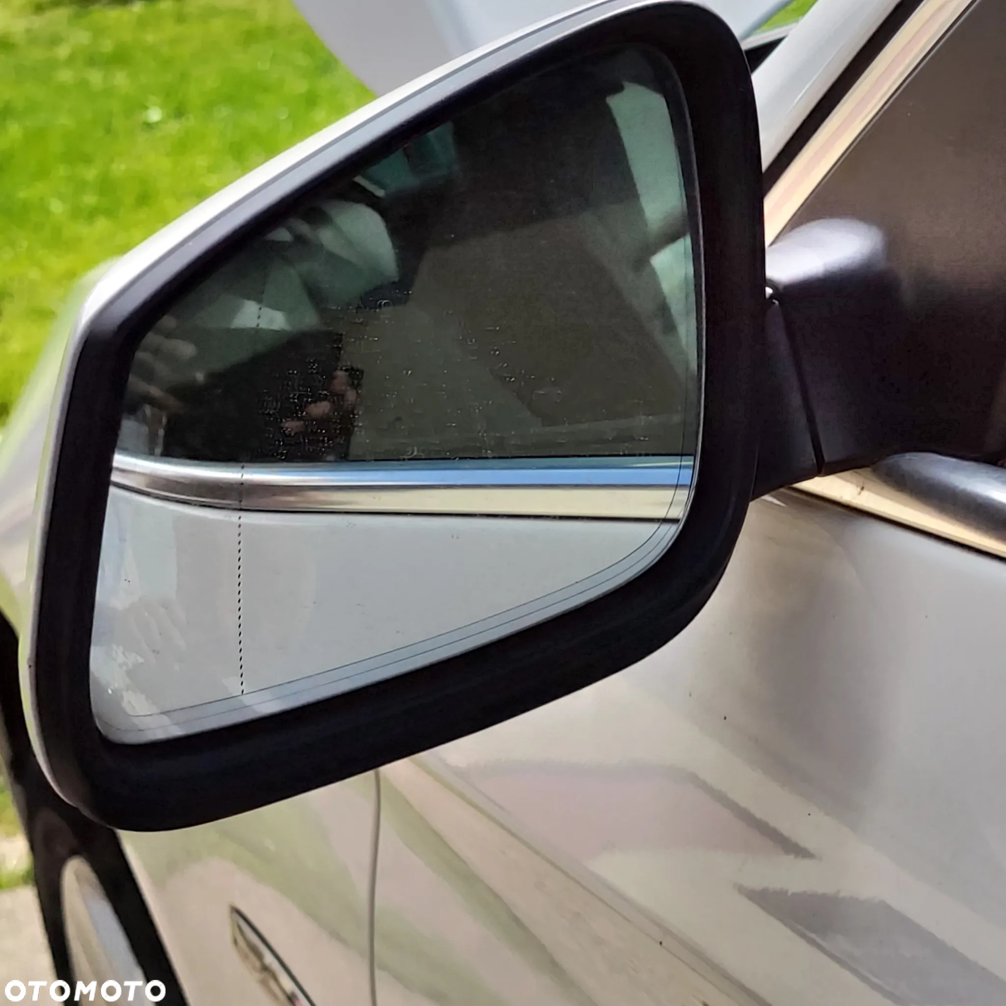 BMW Seria 5 520i GPF Luxury Line sport - 4