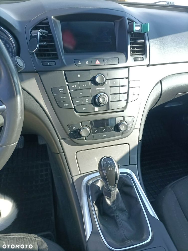 Opel Insignia - 10