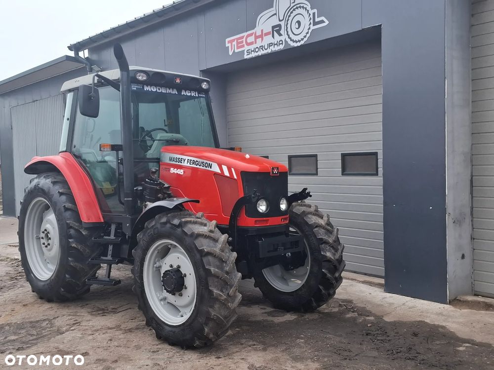 Massey Ferguson 5445 Dyna 4 - 4