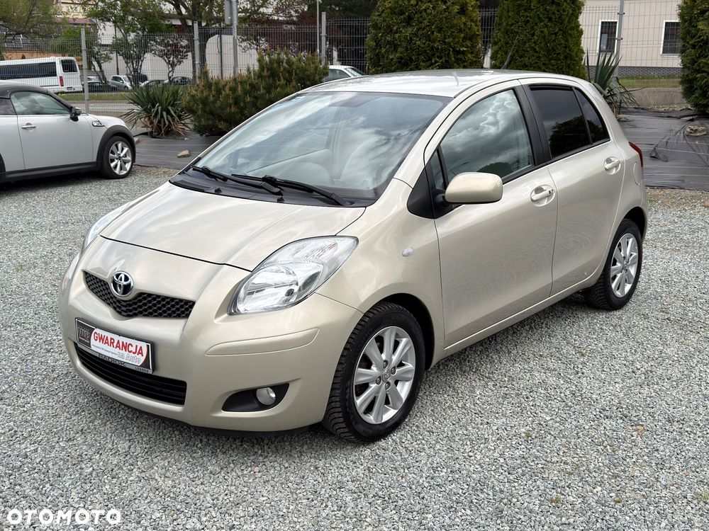 Toyota Yaris 1.33 Prestige - 32