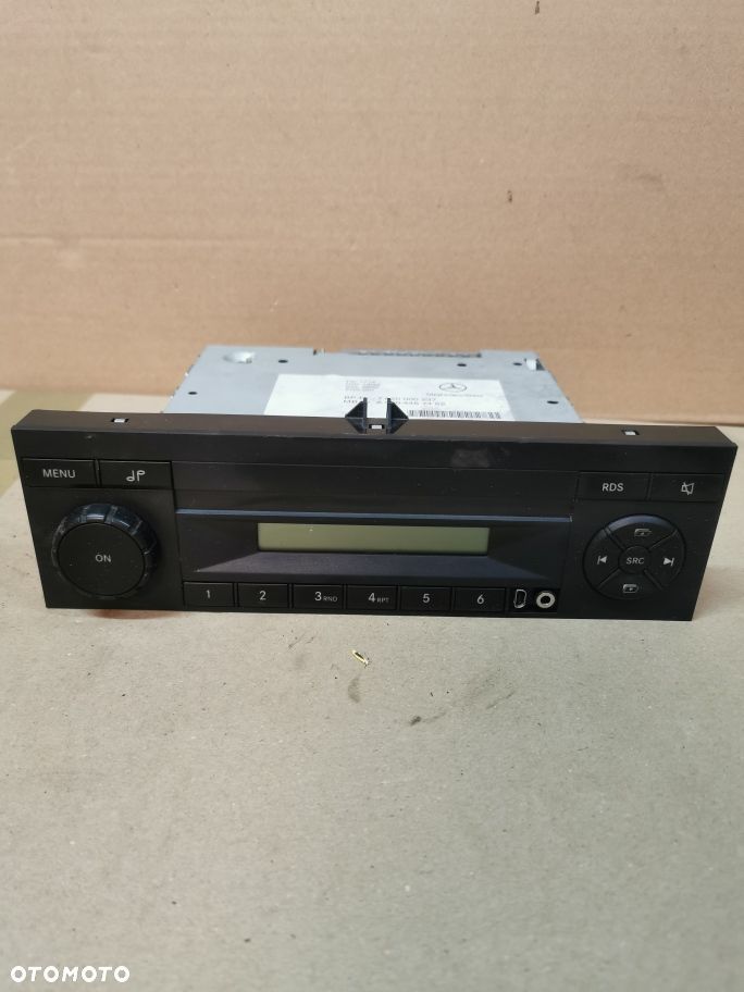 Mercedes Actros radio MP4 A0004467462 - 1