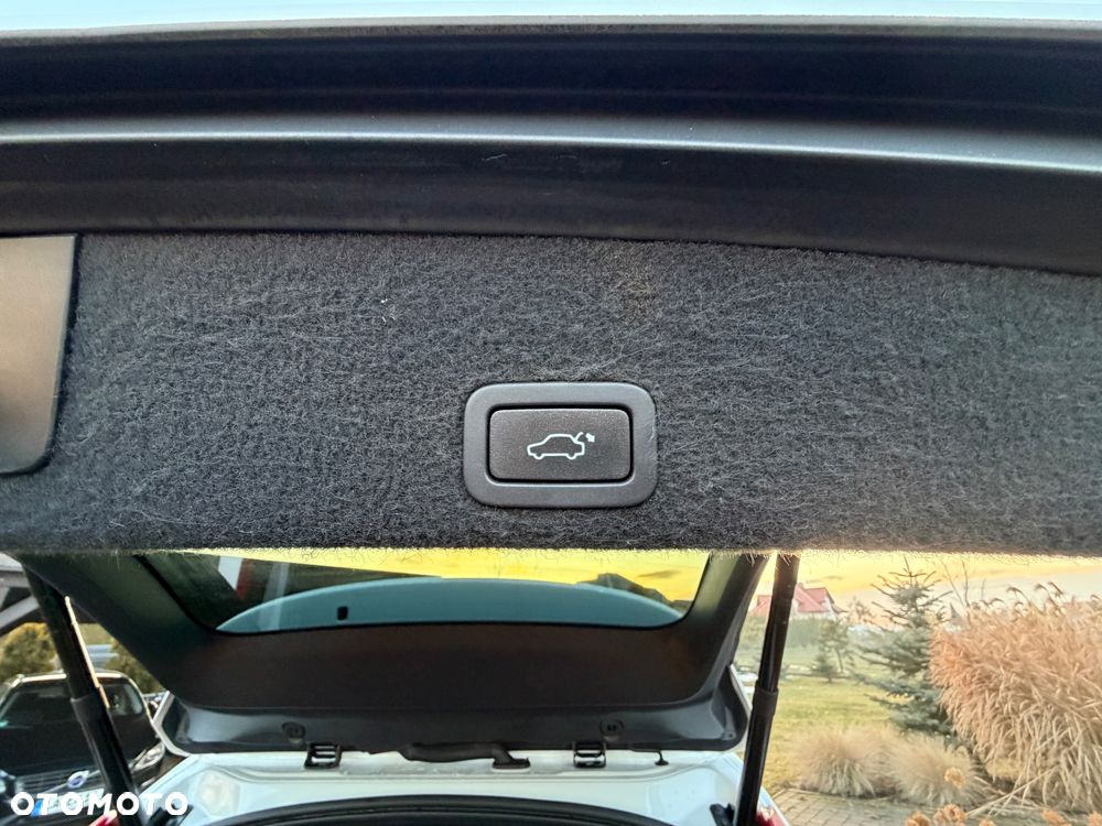 Volvo XC 60 D3 Ocean Race - 16