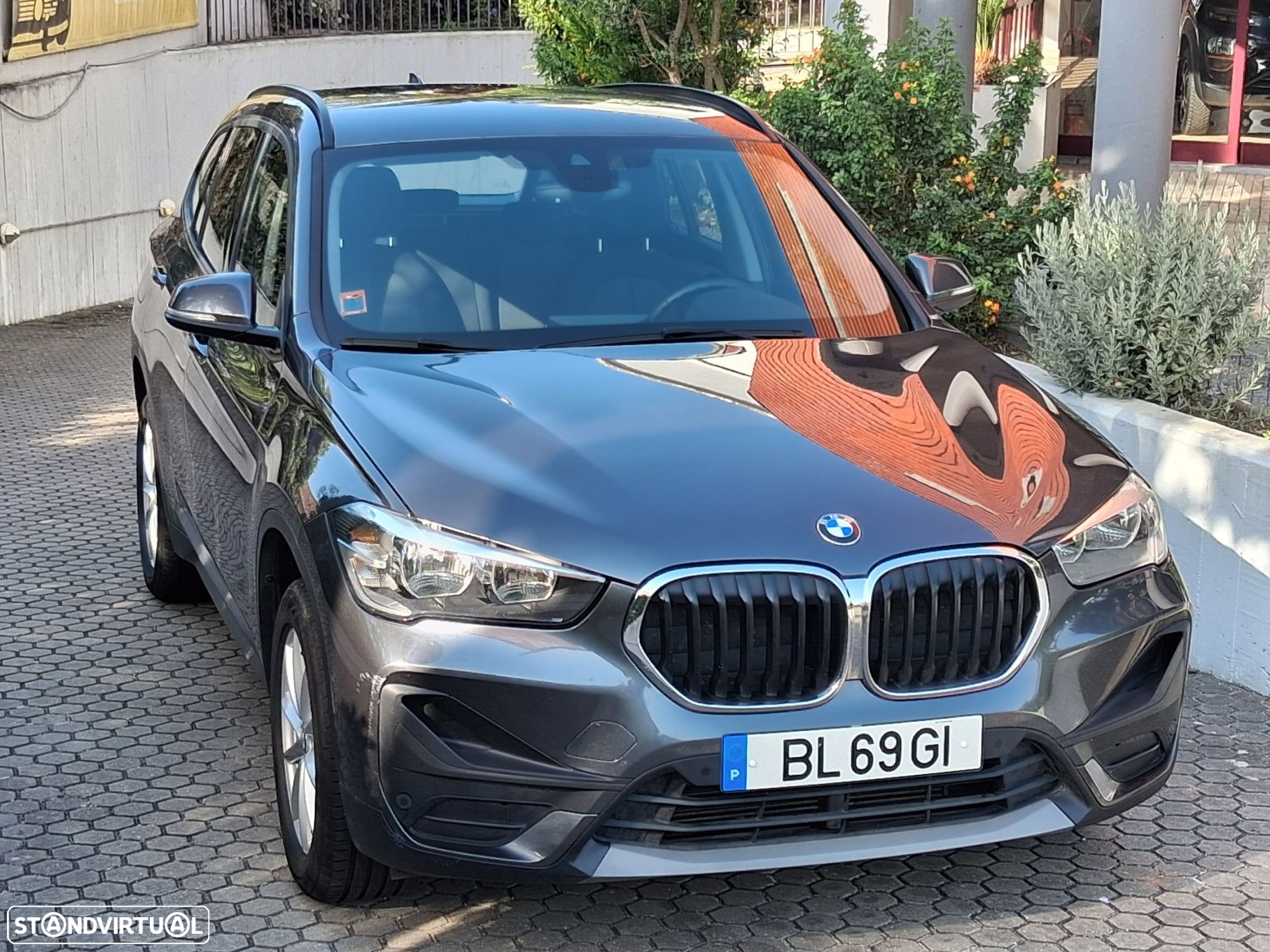 BMW X1 16 d sDrive Advantage - 2