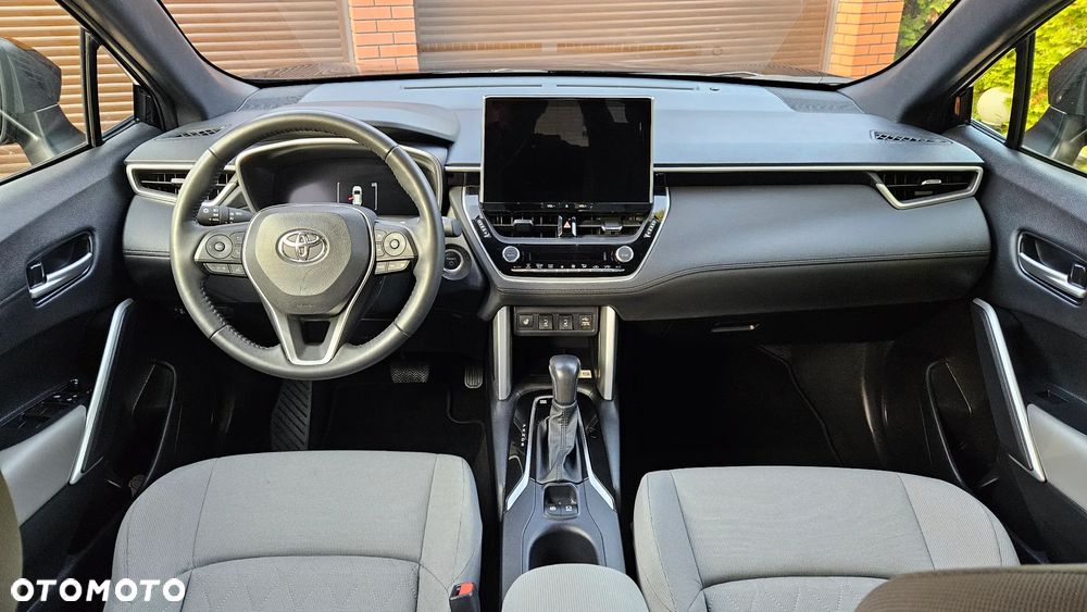 Toyota Corolla Cross 2.0 Hybrid Comfort AWD - 32