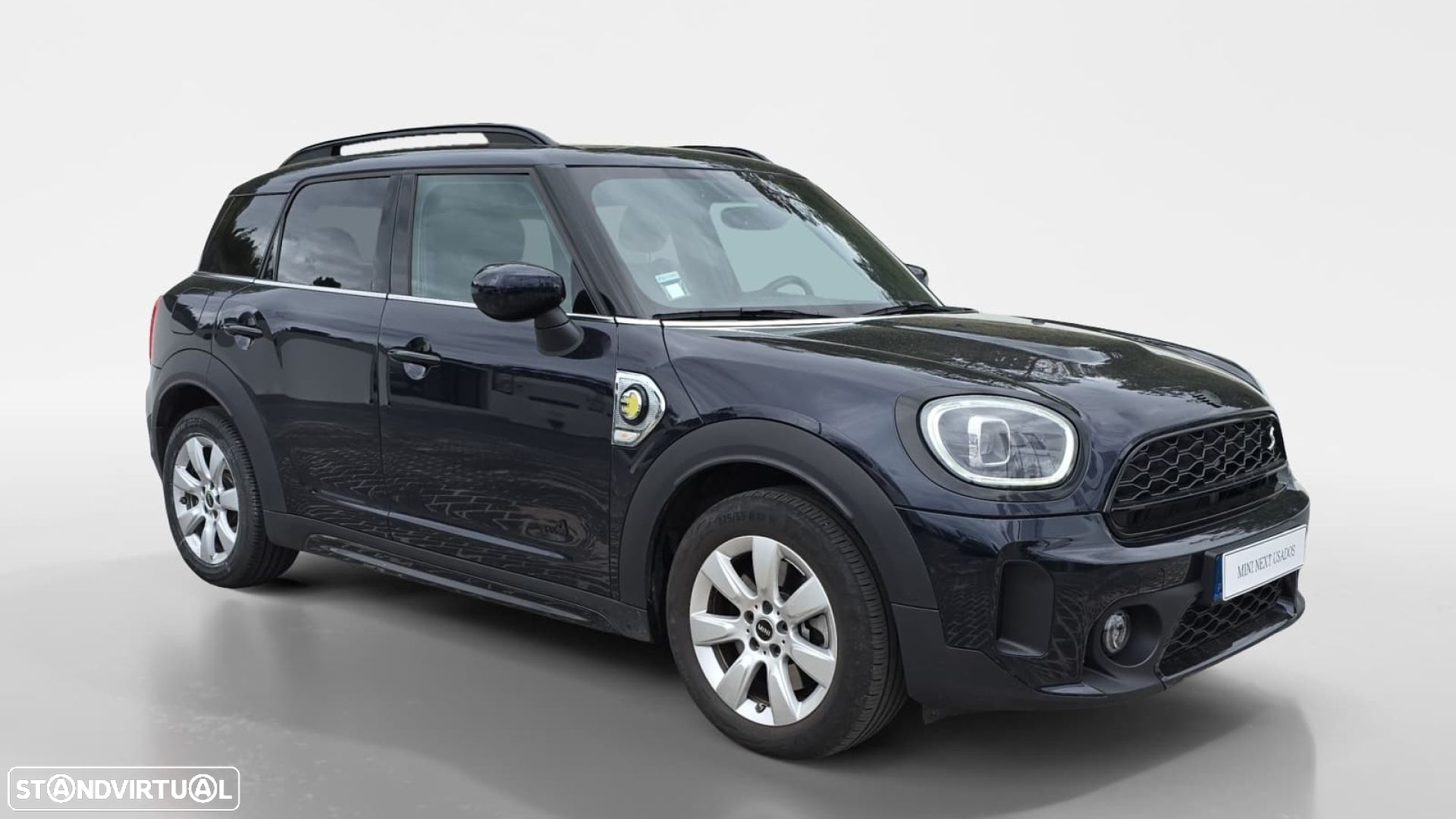 MINI Countryman Cooper SE Premium Classic Auto - 2