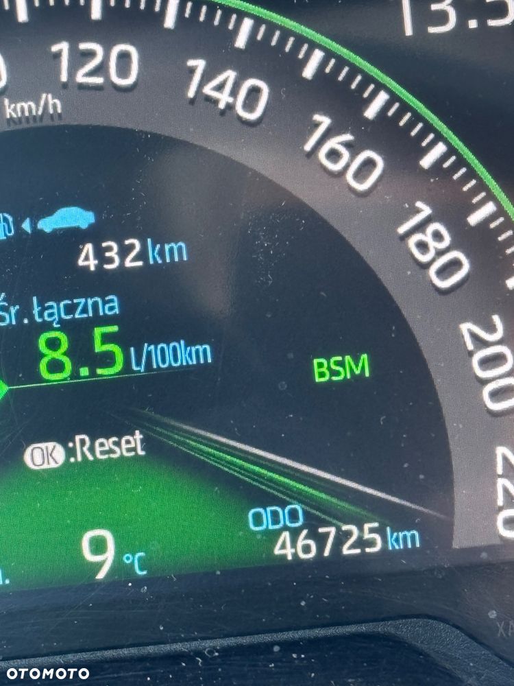 Toyota RAV4 - 10