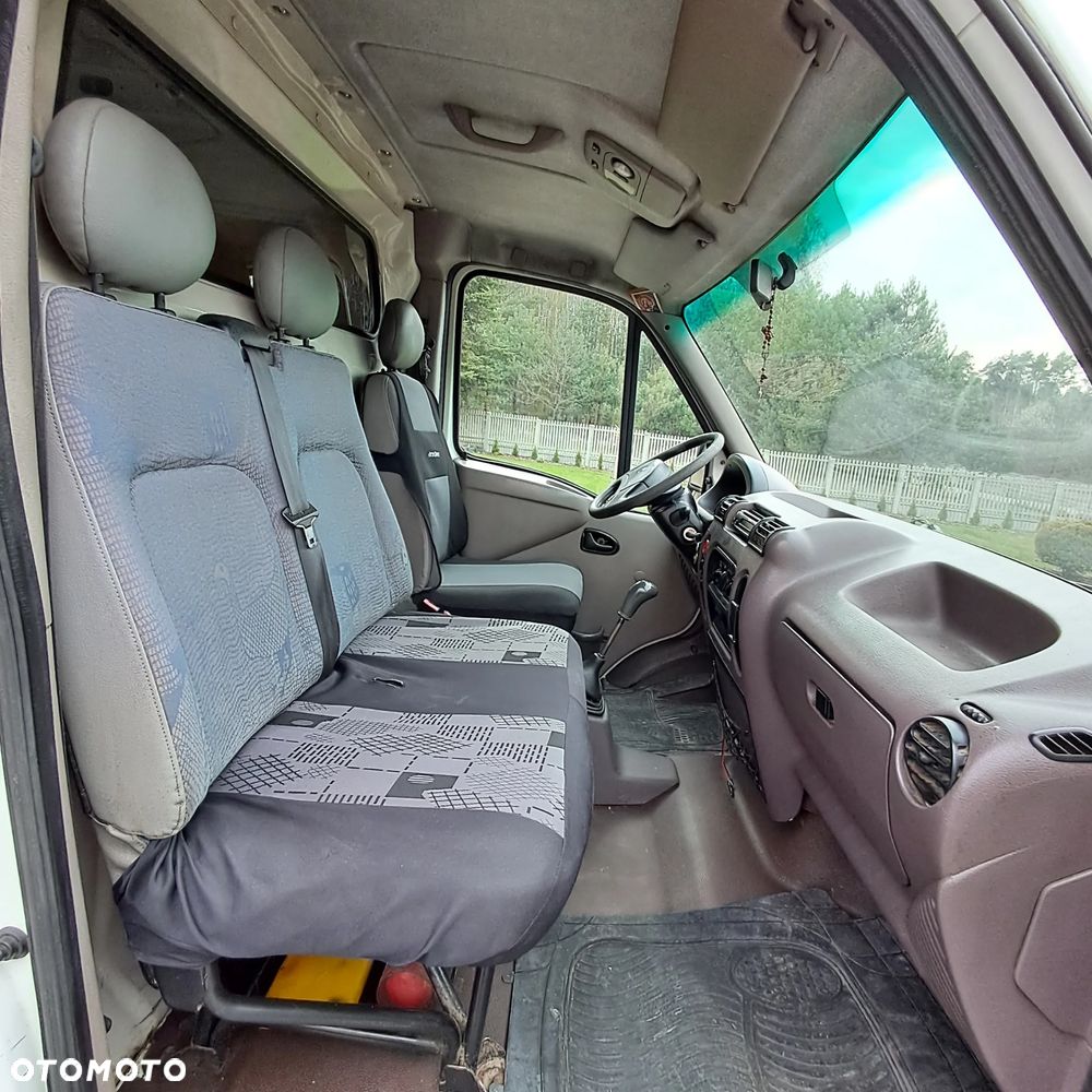 Renault Master 2.8 DTI - 6