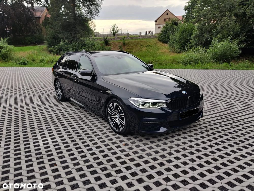 BMW Seria 5 520d Touring M Sport Edition - 1