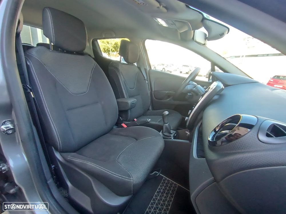 Renault Clio dCi 90 Dynamique - 19