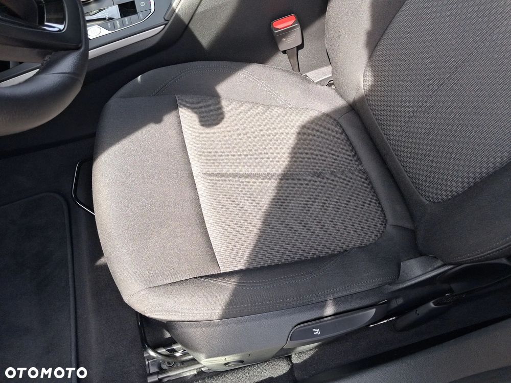 BMW Seria 1 118i Advantage - 13