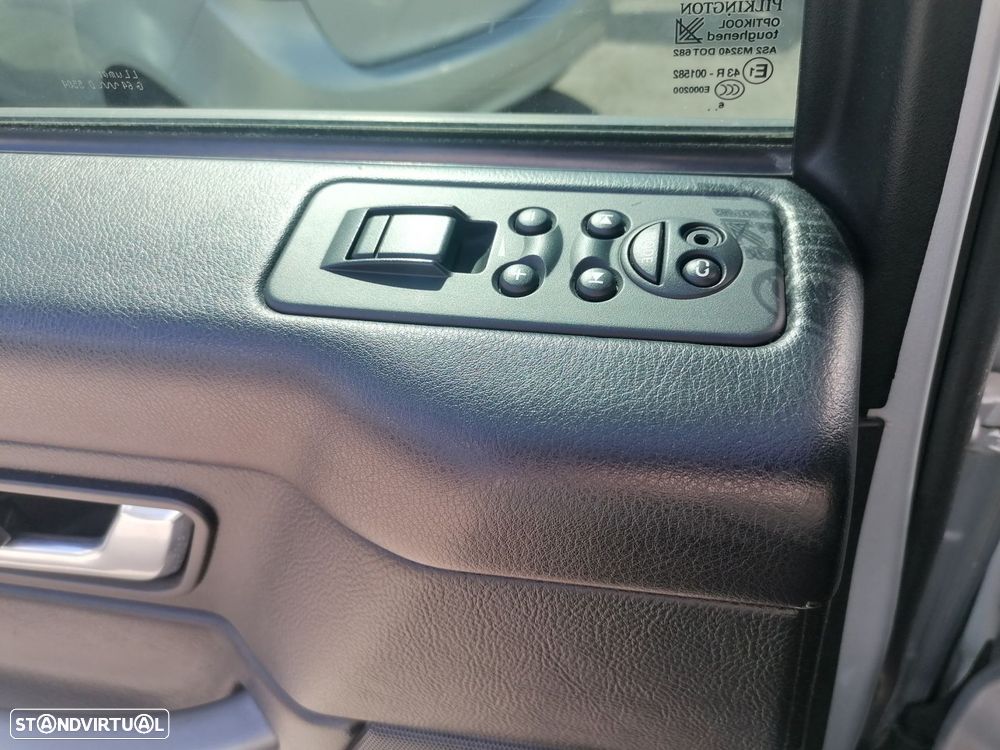 Land Rover Range Rover Sport 2.7 TDV6 HSE - 23
