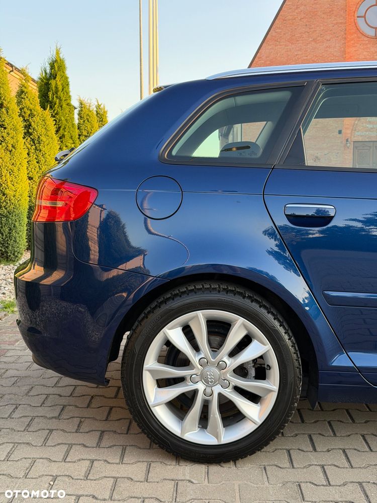Audi A3 Sportback 2.0 TDI DPF Ambiente - 13