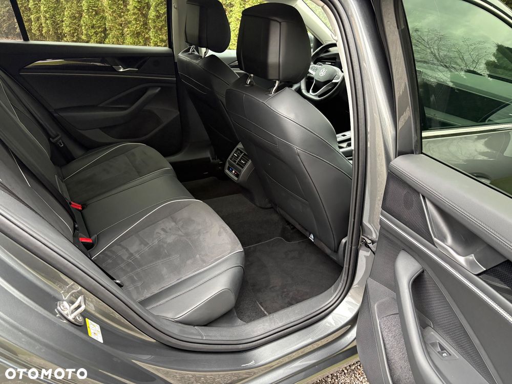 Volkswagen Passat 2.0 TDI SCR DSG Business - 10