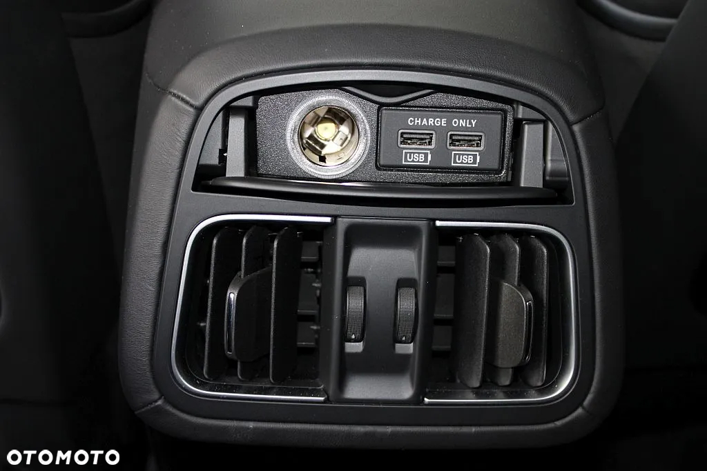 Maserati Levante Modena - 30