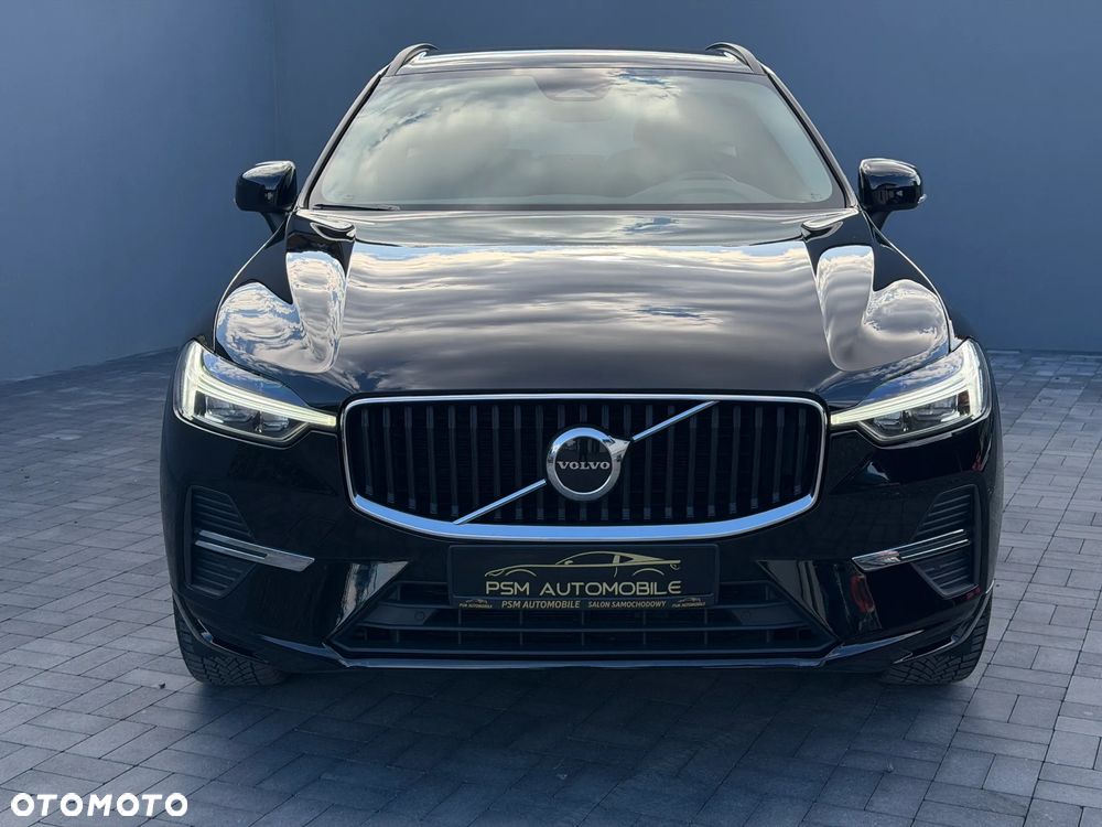 Volvo XC 60 B4 B Momentum - 4
