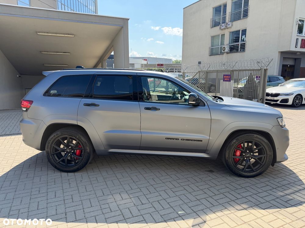 Jeep Grand Cherokee - 4