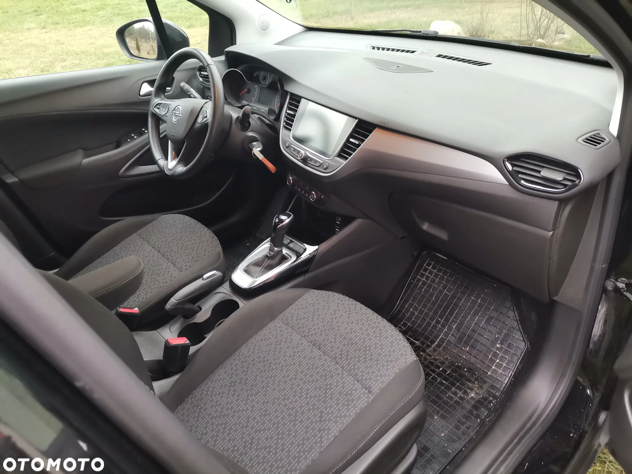 Opel Crossland X - 9