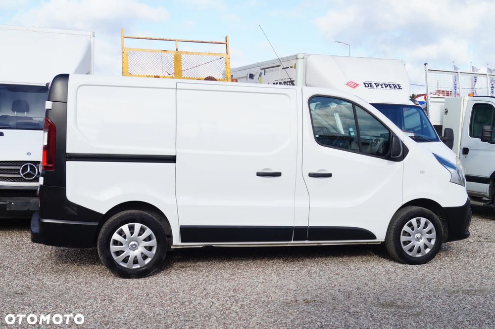 Renault Trafic - 9