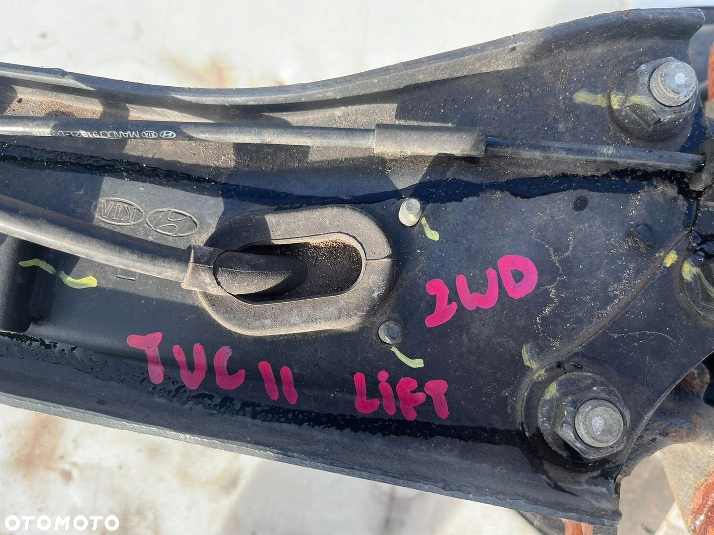 TUCSON II 2WD 19- WAHACZ ZWROTNICA ZAWIESZENIE TYL PRAWE PRAWA - 2