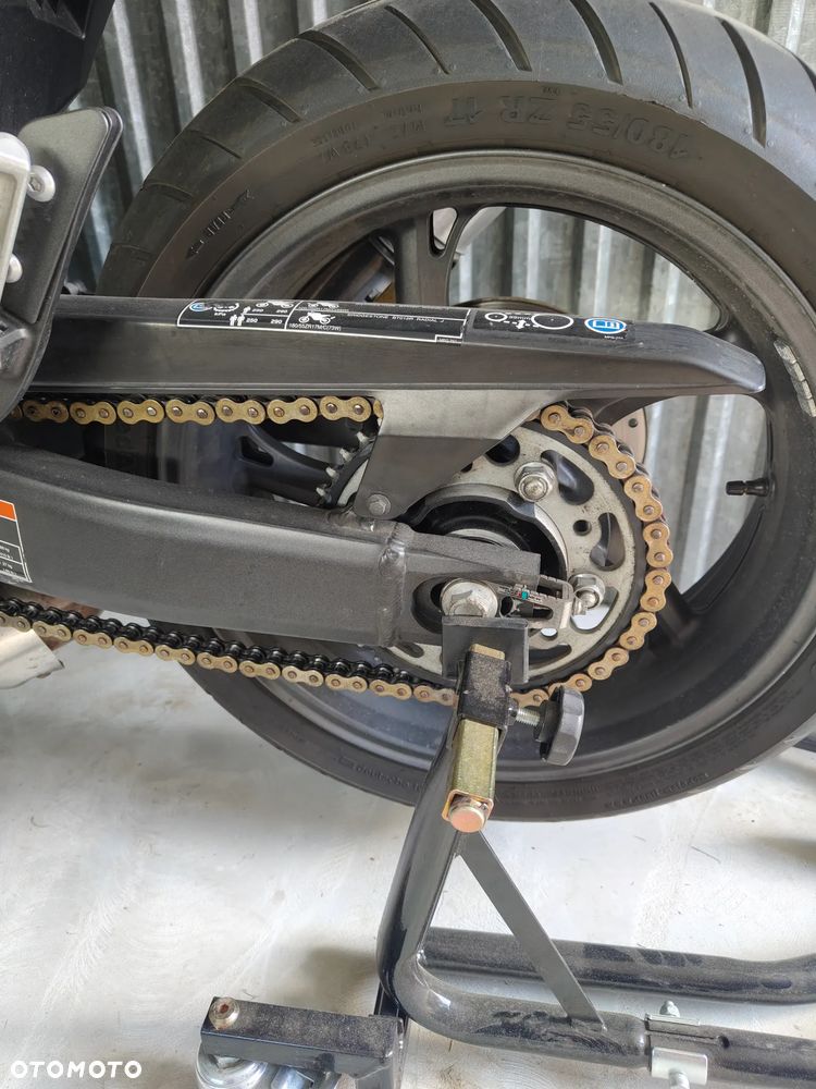 Honda CBR - 8
