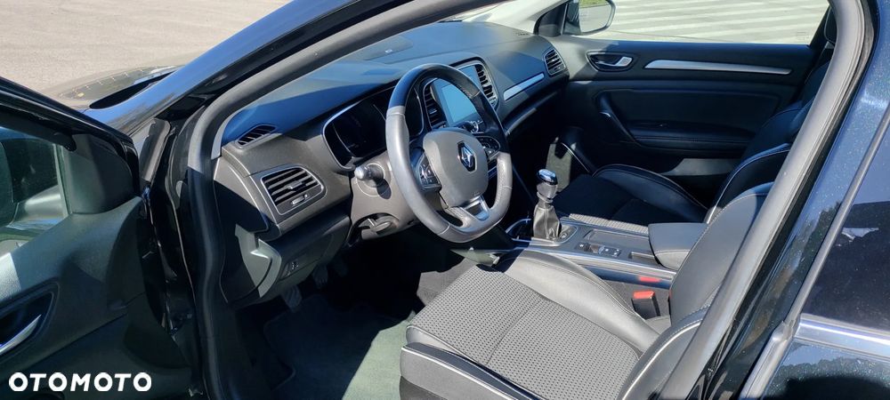 Renault Megane 1.3 TCe FAP Limited - 10