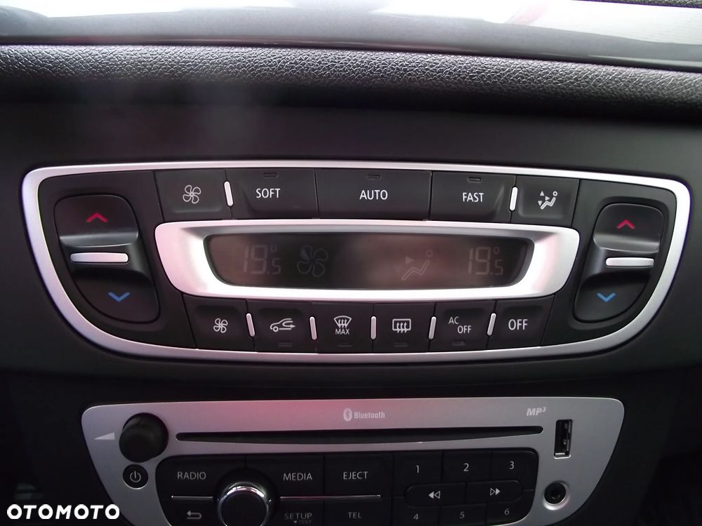 Renault Megane 1.5 dCi Limited - 26