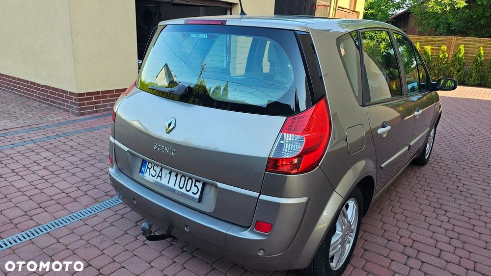 Renault Scenic 1.9 dCi Privilege - 23